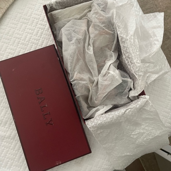 NWOT Bally Dossy Sandals - Picture 10 of 12